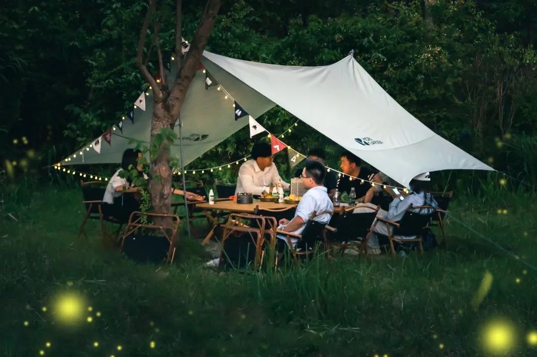 廣州年會策劃公司包場整個營地，打造一場沉浸式的公司年會